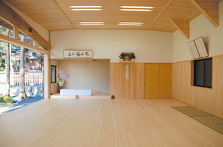 椿大神社弓道場 椿自彊館
